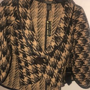 Tooth comb jacket. New.